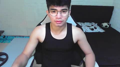 Angelo online show from October 2025 04:09:02 AM