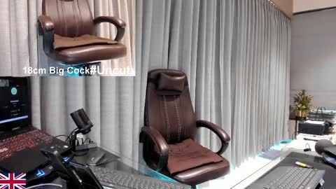 Snapshot of alpha_uk_boss chatting on March 2026 08:31:01 AM alpha_uk_boss online show from March 2026 08:31:01 AM