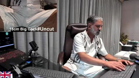 Snapshot of alpha_uk_boss chatting on April 2026 11:19:01 AM alpha_uk_boss online show from April 2026 11:19:01 AM