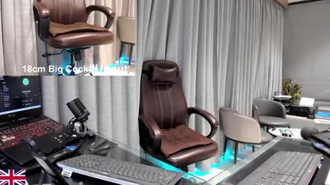 alpha_uk_boss online show from May 2026 11:32:01 PM