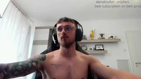 Snapshot of alphaboyfun chatting on June 2026 03:47:01 PM Andi online show from June 2026 03:47:01 PM