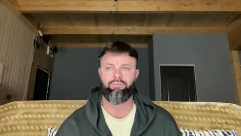 Snapshot of alphasparks chatting on November 2025 04:03:02 AM Jhonny online show from November 2025 04:03:02 AM