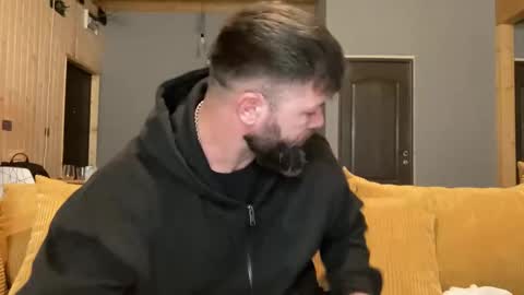 Snapshot of alphasparks chatting on December 2025 03:44:01 AM Jhonny online show from December 2025 03:44:01 AM