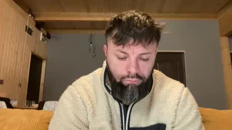 Snapshot of alphasparks chatting on December 2025 03:45:02 AM Jhonny online show from December 2025 03:45:02 AM