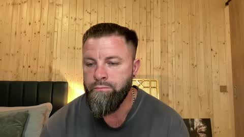 Jhonny online show from May 2026 02:08:02 AM