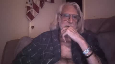 AlphaUniform online show from April 2026 03:40:02 AM