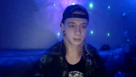 altboy010 online show from December 2024 04:40:02 PM