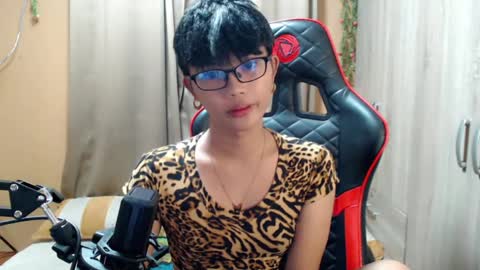 Snapshot of althea_ii chatting on May 2026 12:13:01 PM Althea online show from May 2026 12:13:01 PM