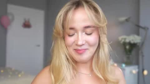 Amelia NEXT STREAM  online show from April 2026 01:41:01 PM