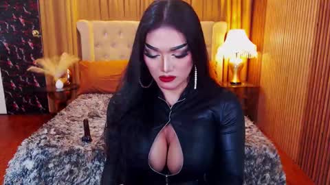 Snapshot of alurajhenson chatting on September 2025 07:13:01 PM Alura Jhenson online show from September 2025 07:13:01 PM