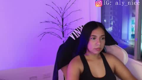 Snapshot of aly_nicc chatting on February 2026 01:15:01 AM Aly online show from February 2026 01:15:01 AM