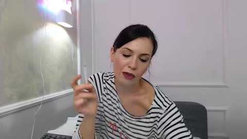 Snapshot of alyarei chatting on October 2025 05:57:02 PM alyarei online show from October 2025 05:57:02 PM