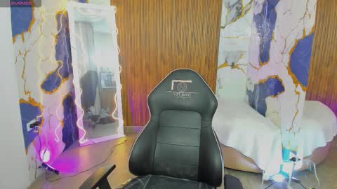 Snapshot of alyce_tay1 chatting on March 2026 11:46:02 AM ALYCE online show from March 2026 11:46:02 AM