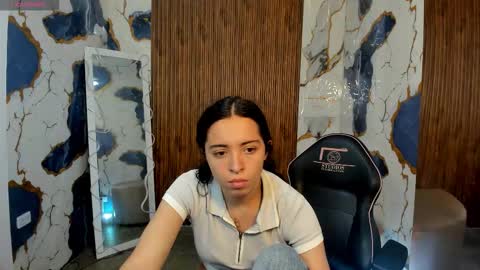 Snapshot of alyce_tay1 chatting on March 2026 11:38:01 AM ALYCE online show from March 2026 11:38:01 AM