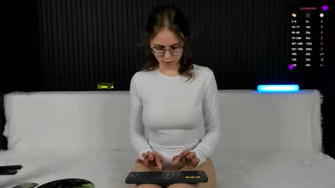 Snapshot of alyona_24 chatting on February 2026 03:24:01 PM Alena online show from February 2026 03:24:01 PM