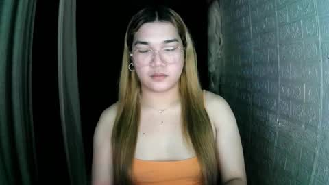 ALYONAAA online show from October 2025 12:22:01 AM