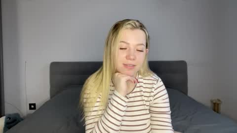 Snapshot of alyrasun chatting on March 2026 06:30:01 AM Al online show from March 2026 06:30:01 AM