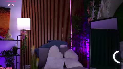 Alyse online show from July 2026 07:27:01 PM
