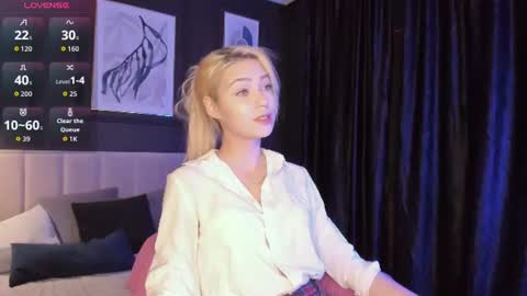 Snapshot of alysiasun chatting on June 2026 01:13:02 PM Alysia online show from June 2026 01:13:02 PM