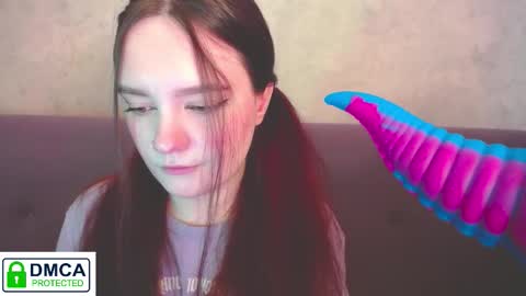 Alyssa online show from October 2025 09:31:01 AM