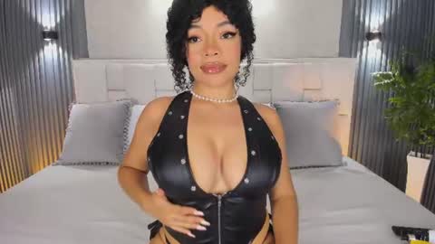 Snapshot of alyssa_houston chatting on July 2026 08:15:02 PM Alyssa Ig lw eve online show from July 2026 08:15:02 PM