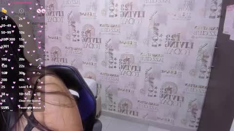 Snapshot of alyssa_park chatting on March 2025 07:32:01 PM ALYSSA online show from March 2025 07:32:01 PM