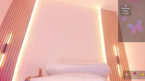 Snapshot of alyssa_vargas chatting on December 2025 06:54:02 AM alyssa online show from December 2025 06:54:02 AM