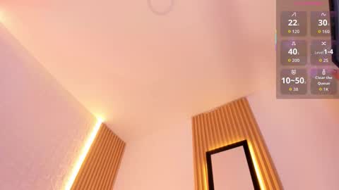 alyssa online show from December 2025 04:03:02 PM