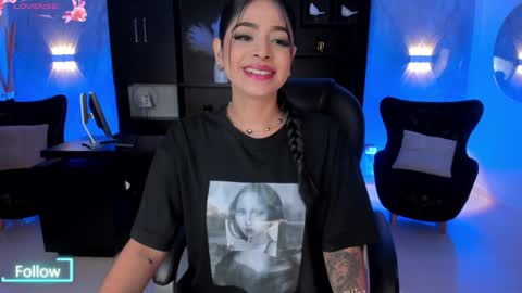 Aly  online show from January 2025 02:41:01 PM