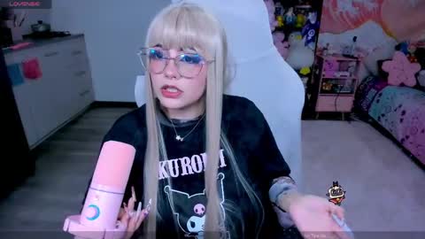 Snapshot of alyssaromanova chatting on April 2026 02:48:01 AM . Monday to Saturday at 10pm and 6am Colombia time online show from April 2026 02:48:01 AM