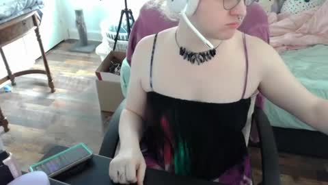 Snapshot of alyxiabewbs chatting on April 2026 07:16:02 PM alyxiabewbs online show from April 2026 07:16:02 PM