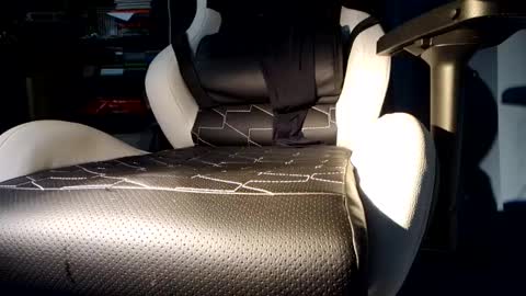 amadeusz online show from January 2025 02:36:01 AM