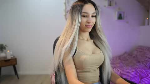 Amai  Liu online show from February 2025 07:05:02 PM