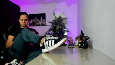 anny online show from September 2025 01:51:02 AM