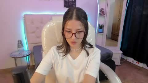 B I A N C A online show from May 2026 09:13:01 PM