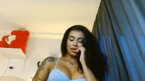 Amaia Fox online show from April 2026 10:55:02 PM