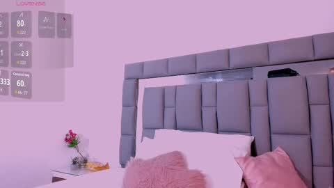 Amaia  online show from October 2025 12:03:01 PM