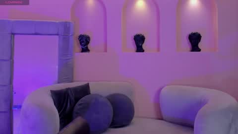 Snapshot of amalia_cruss chatting on February 2026 08:25:02 PM Amalia cruss online show from February 2026 08:25:02 PM