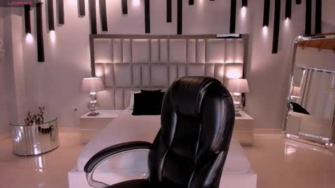 Snapshot of amalia_cruss chatting on February 2026 08:17:02 PM Amalia cruss online show from February 2026 08:17:02 PM