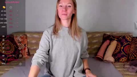 Snapshot of amalia_mio chatting on October 2025 08:16:02 AM Amalia online show from October 2025 08:16:02 AM