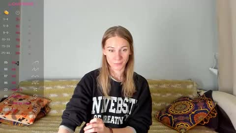 Snapshot of amalia_mio chatting on November 2025 10:51:02 AM Amalia online show from November 2025 10:51:02 AM