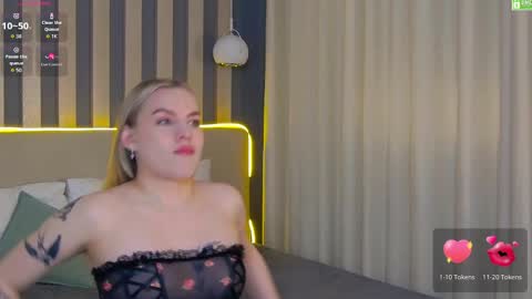 Snapshot of amaliabell chatting on April 2026 01:08:02 PM Amalia online show from April 2026 01:08:02 PM