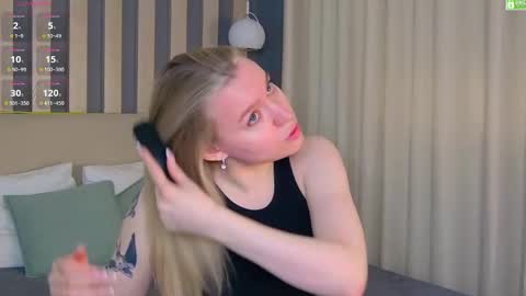 Snapshot of amaliabell chatting on April 2026 01:11:01 PM Amalia online show from April 2026 01:11:01 PM