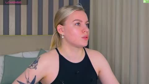 Snapshot of amaliabell chatting on April 2026 09:39:33 PM Amalia online show from April 2026 09:39:33 PM