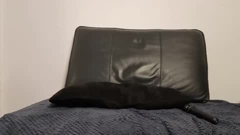 Amalia    online show from October 2025 05:42:01 PM