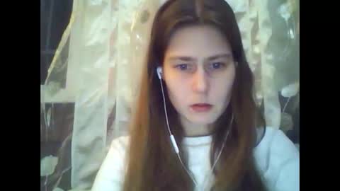 Snapshot of amam656483 chatting on March 2026 07:35:01 PM Dog mama online show from March 2026 07:35:01 PM