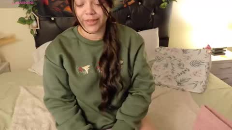         online show from October 2025 01:20:02 PM