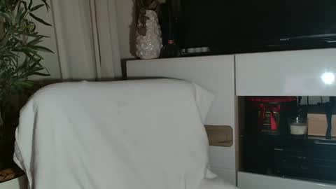 Snapshot of amanda0803 chatting on March 2026 10:37:02 AM Angel or Demon online show from March 2026 10:37:02 AM