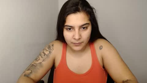 The queen of the biceps  online show from February 2025 10:58:02 AM