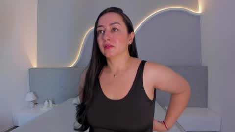 Snapshot of amanda_benz_ chatting on June 2026 11:34:01 AM amanda_benz_ online show from June 2026 11:34:01 AM